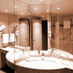 Hotel Le Meridien Montparnasse Paris - bathroom