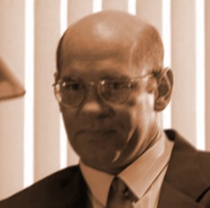 http://images.wikia.com/x-files/images/3/33/Walter_Skinner.jpg